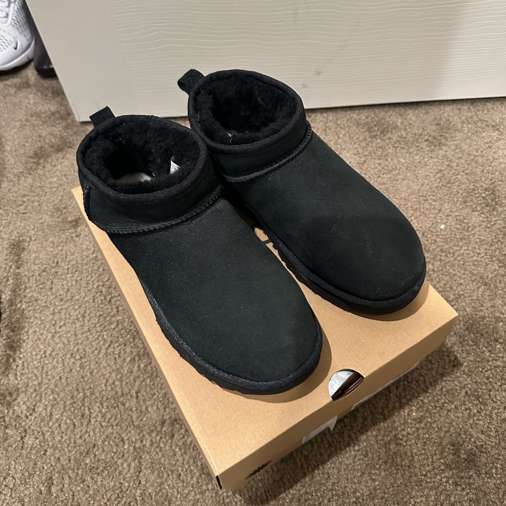 UGG classic ultra mini